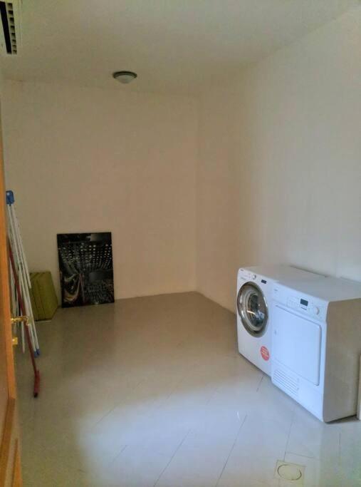 Contemporary Semi With Private Entrance In Khalda